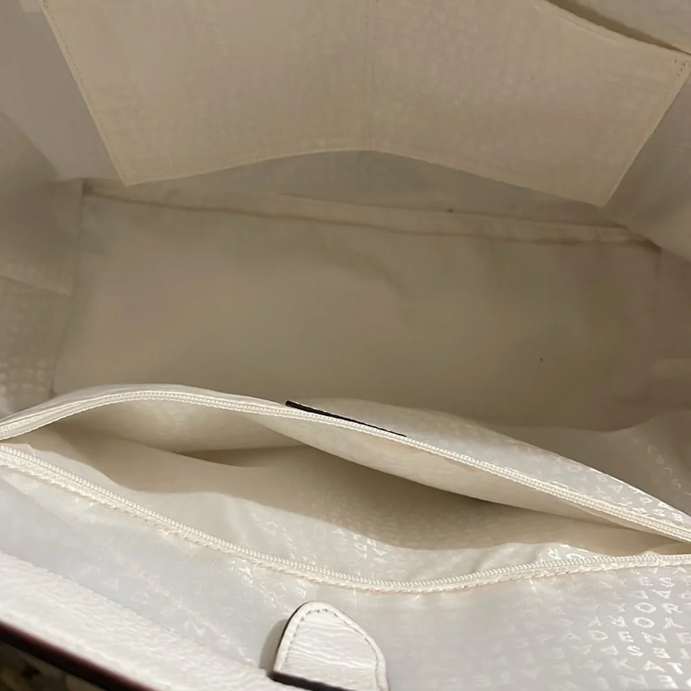 KATE SPADE - white Caroline lane forester tote- NWT